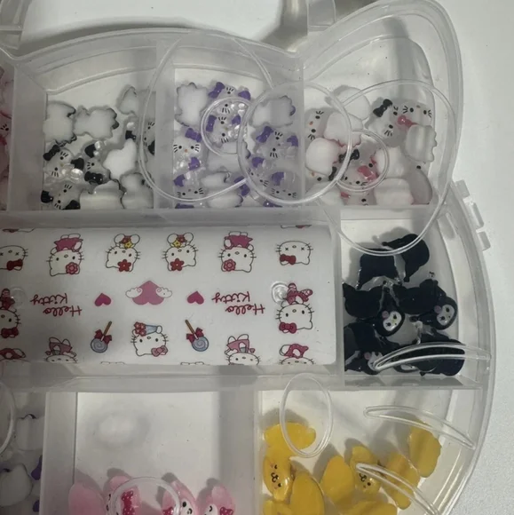 2/$10 Hello Kitty Nail Charms Stickers Kawaii Nail Art kuromi - Picture 4 of 5